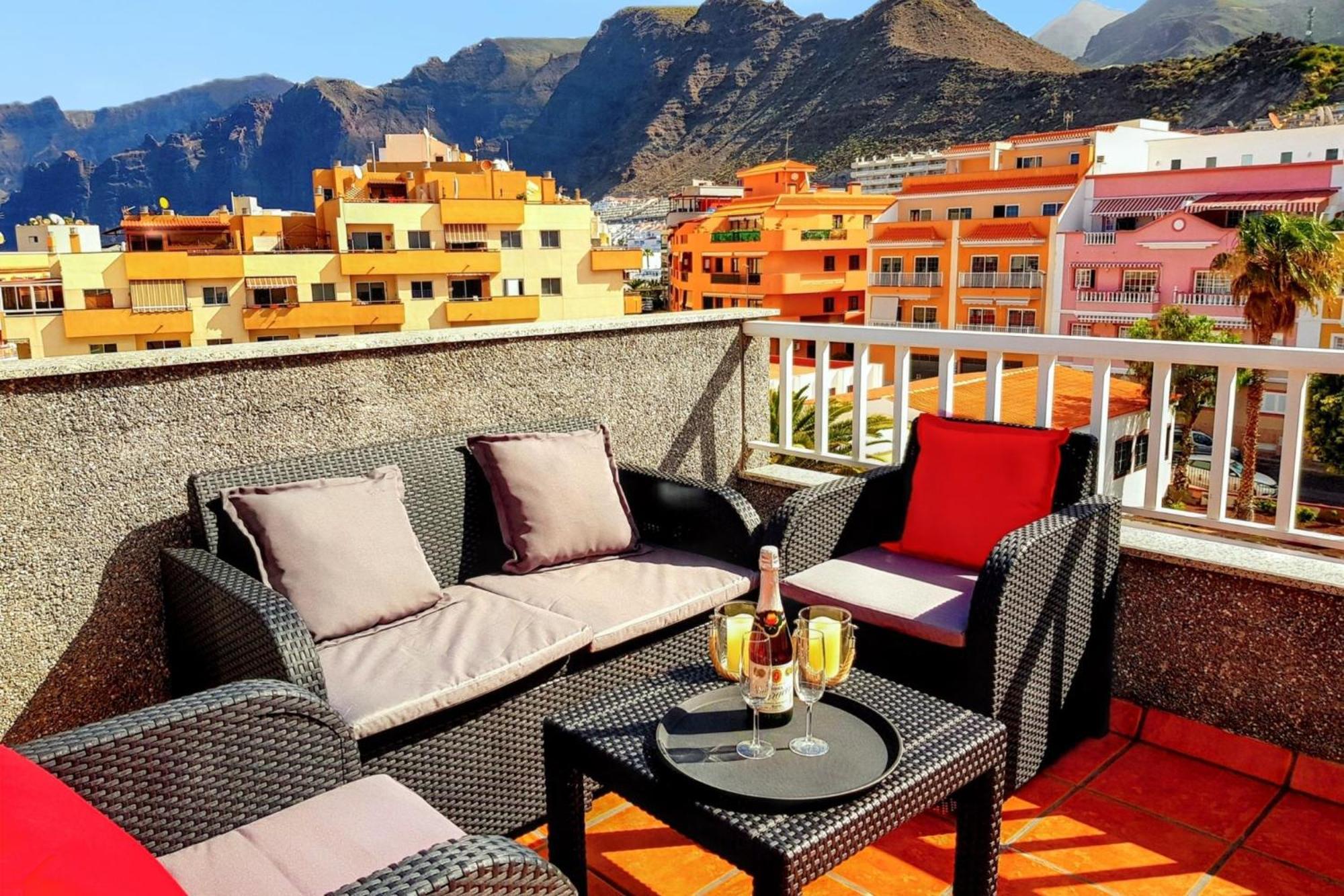 Modern Apartment In Puerto De Santiago - 65 Sqm - Mountain View Exteriör bild
